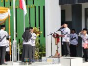 BUPATI PIMPIN UPACARA PERINGATAN HUT PGRI DAN HARI GURU NASIONAL 2025