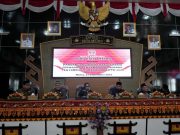 Wali Kota Metro hadiri Sidang Paripurna, Tentang Pandangan Umum Fraksi Terkait Raperda Perubahan TA 2025
