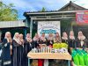 Berkah Ramadhan MTBMI Batu Ketulis Berbagi Takjil Kepada Pengendara Yang Melintas Dan Sembako Untuk Lansia