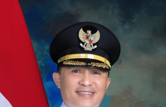 Tegas, Parosil Mabsus Larang Pengibaran Bendera One Piece di Lampung Barat